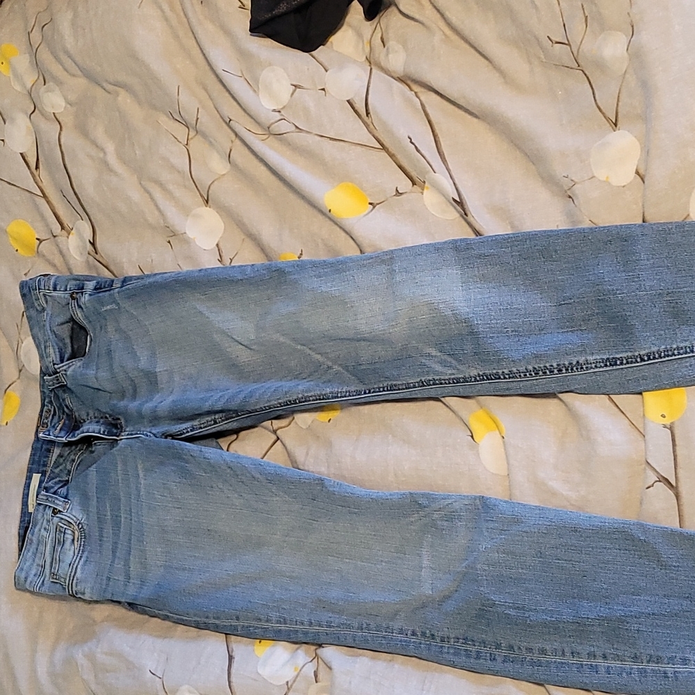 Kut from the kloth MIA toothpick skinny.